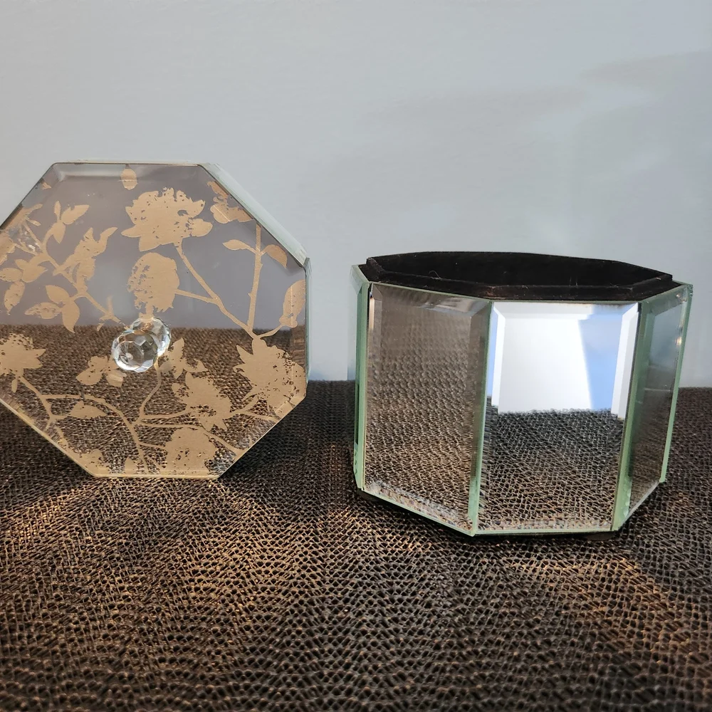 Tahari Home Octagonal Black Jewelry Box